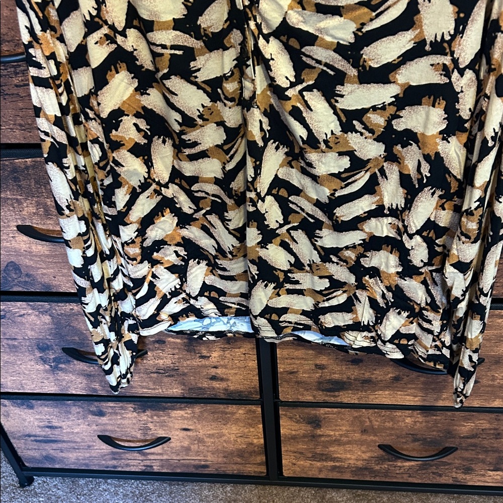 Soya Concept Black and Gold Abstract Blouse* - Picture 5 of 8